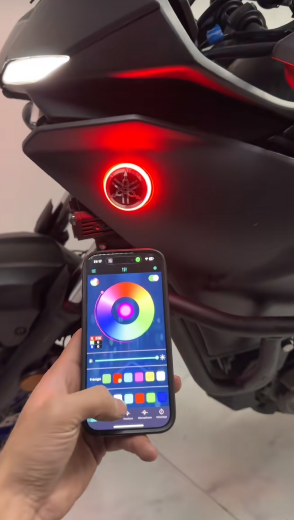 IMG_0801 Logo Led RGB Moto – Image 1